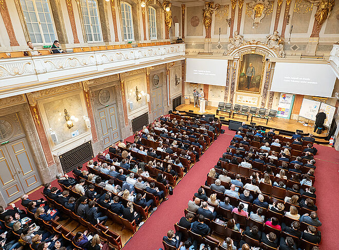 Blick von oben in den festlichen Saal © IFTE/Roninger/Lindner
