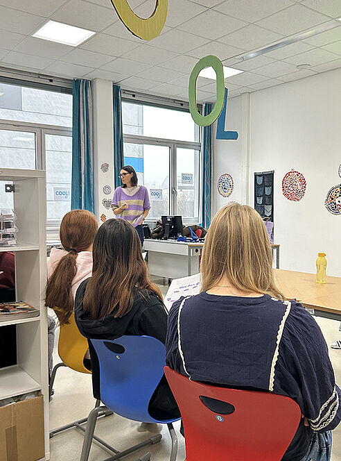 Vortragende stellt sich vor